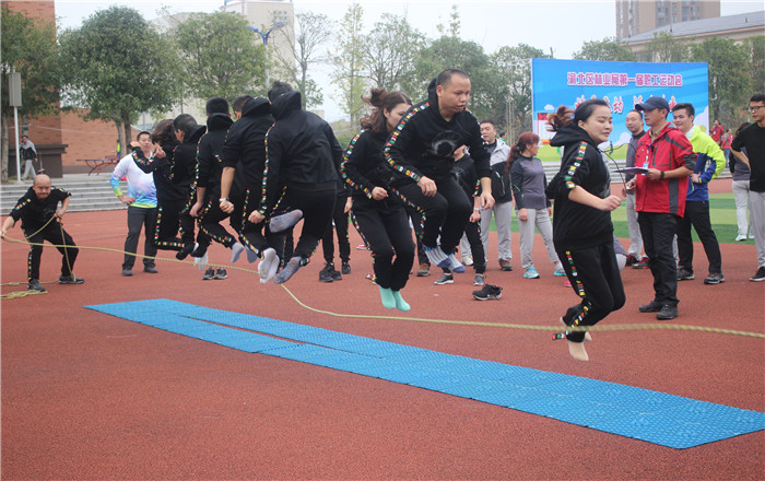 指压板跳绳.jpg